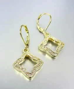 Authentic EXQUISITE 18kt Gold Plated Crystals Clover Flower Leverback Earrings
