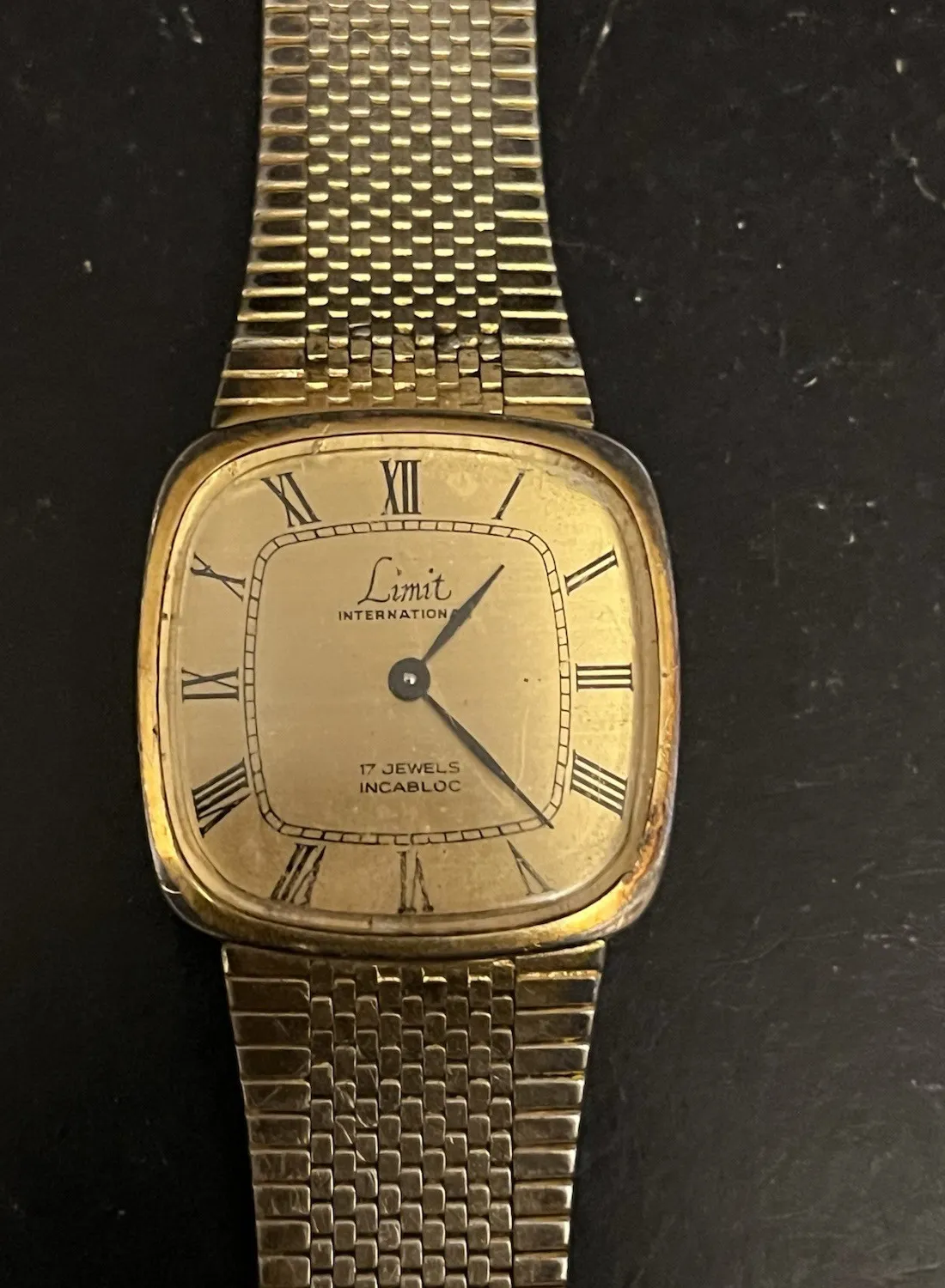Authentic The Golden Quadrant Chronometer of Limit International
