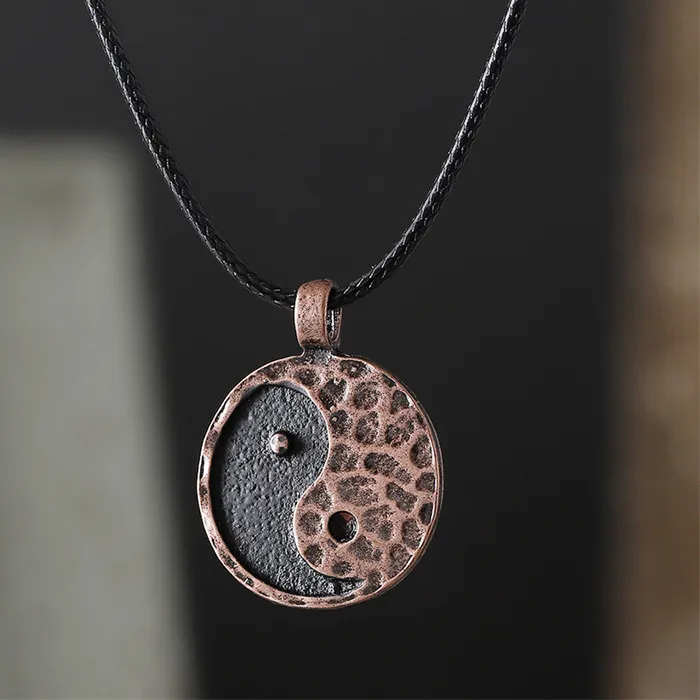 Authentic DIY accessories Cross-border retro Tai Chi gossip yin and yang necklace, simple and old design jewelry wholesa