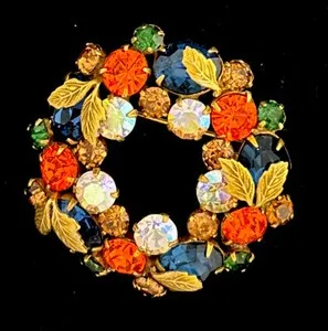 Authentic Vintage Austria Multicoloured Paste Glass Gold Plated Leaf Wreath Brooch Pin