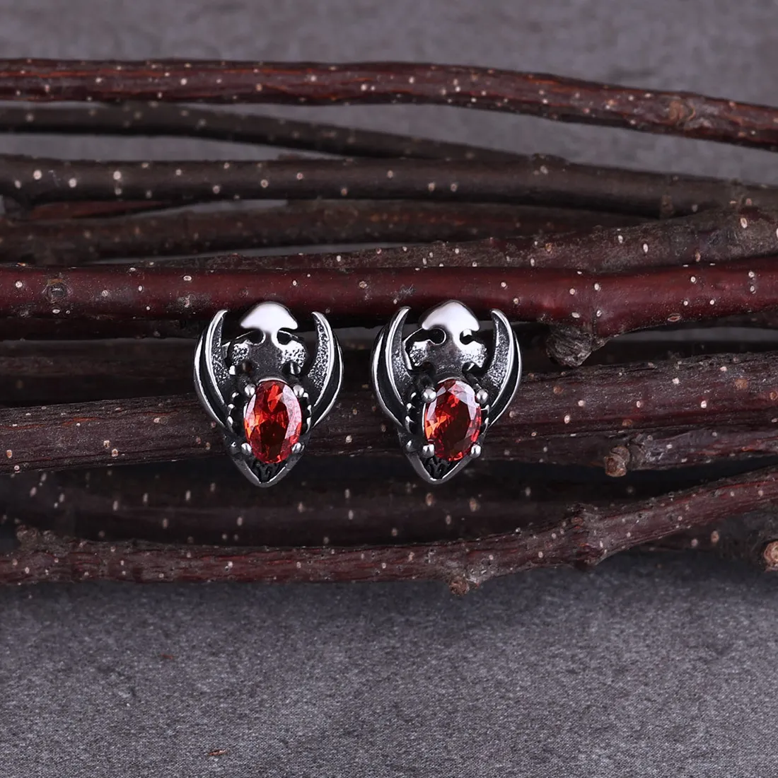 Authentic Personalized Ladybug Earrings And Hip Hop Street Earrings Punk Everyday Jewelry