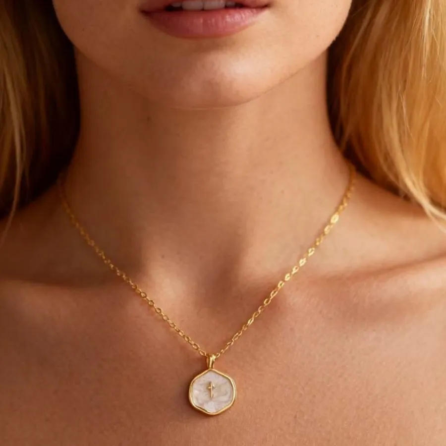 Authentic Simple Gothic Gold Tone Irregular Polygon Blue Oil-Dripping Inlaid Cross Pendant Necklace for Women Fashion Daily Wear Jewelry
