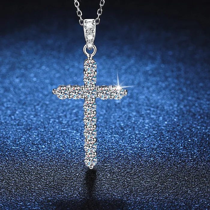 Authentic D color moissanite light luxury pendant cross pendant 18K gold inlaid with diamonds moissanite necklace platinum PT950 imprint