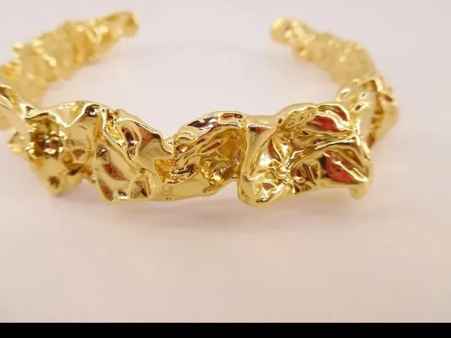 Authentic Amber Sceats Emery Cuff Bracelet 24k Gold Plated With Bag