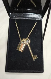 Authentic Victorias Secret Lock & Key Charm Scandalous Necklace Gold Plated Long Chain