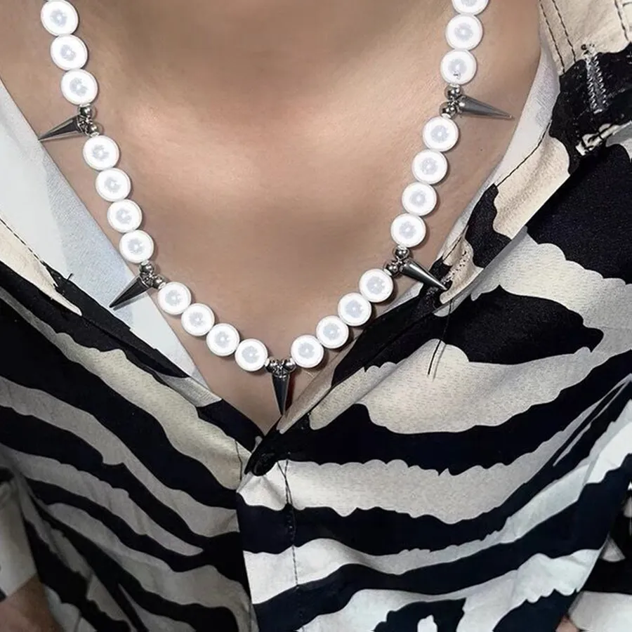 Authentic Y2K Reflective Faux Pearls Beads Punk Rivet Choker Necklace for Women Men Gothic Stainless Steel Spike Necklace Jewelry Gifts