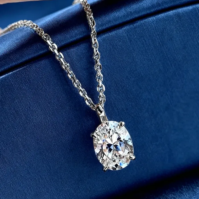 Authentic IOGOU 7x9mm Oval Cut Moissanite Solitaire Necklace for Women 2CT D-Color Lab Imitation Diamond Pendant Necklace Jewelry Gifts