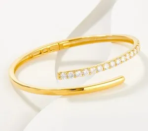 Authentic Aurelia's Radiance: 5CT Round Cut Lab-Created Diamond Bangle of Golden Illumination