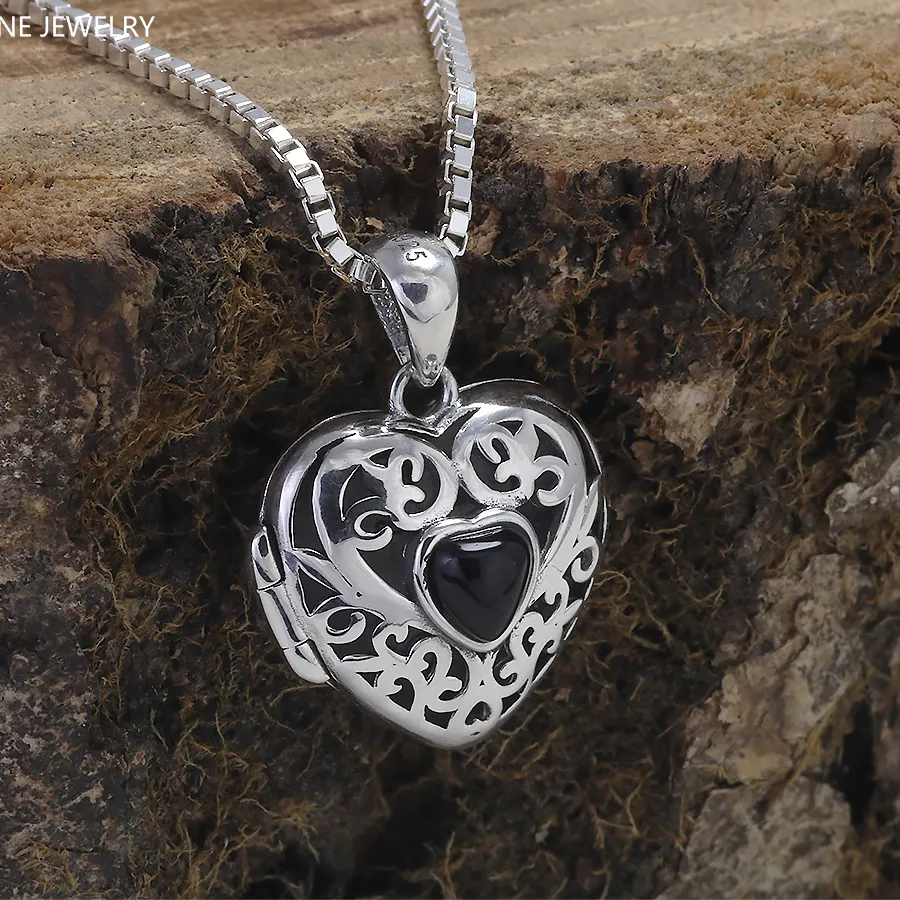 Authentic 925 Sterling Silver Openable Locket Love Heart Pendant Necklace with Back Onyx Sunflower Engraved Photo Frame Vintage Jewelry