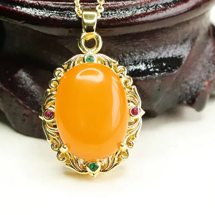 Authentic Natural Amber Full Honey Old Beeswax Necklace Pendant Jewelry Fashion Versatile