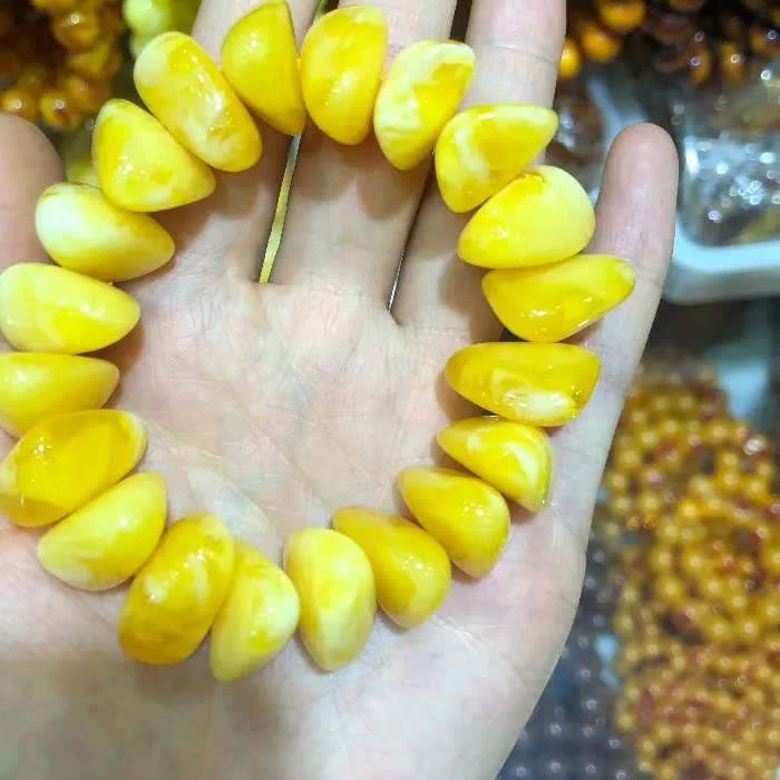 Authentic Amber Beeswax female male couple chicken oil yellow Bracelet original stone mineral old yellow honey Necklace Pendant