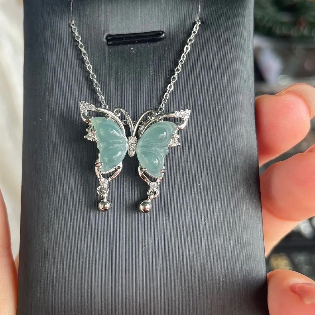 Authentic Celestial Jade Butterfly: Platinum‑Plated Guardian of Health