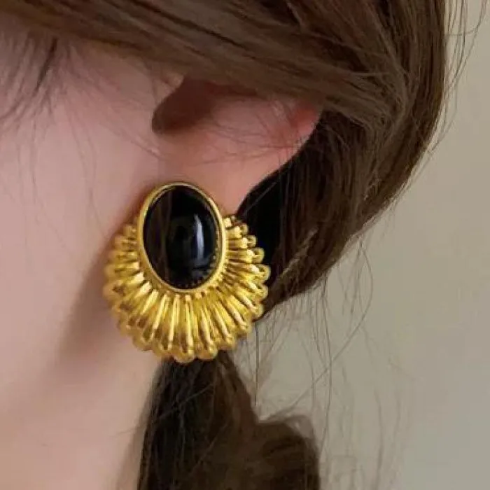 Authentic 925 Silver Needle Korean Black Earrings For Women Metal Earings Jewelry 2026 Trending Women's Gold Color Earrings M3