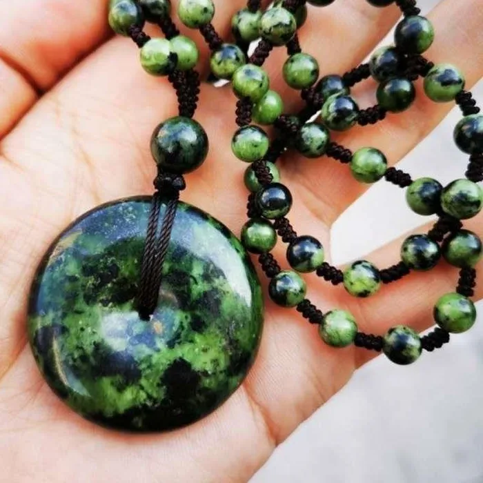 Authentic Natural Tibetan Jade Medicine King Shiyu Serpentine Ping 'an Buckle Pendant Necklace Pendant Jewelry for Men and Women