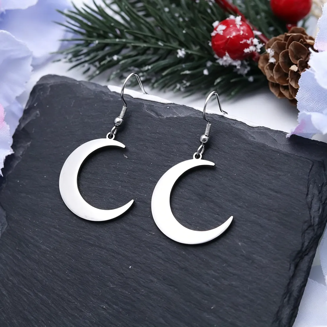 Authentic Chandler Bohemia Crescent Moon Dangle Earrings Personality Celestial Jewelry Gifts for Women