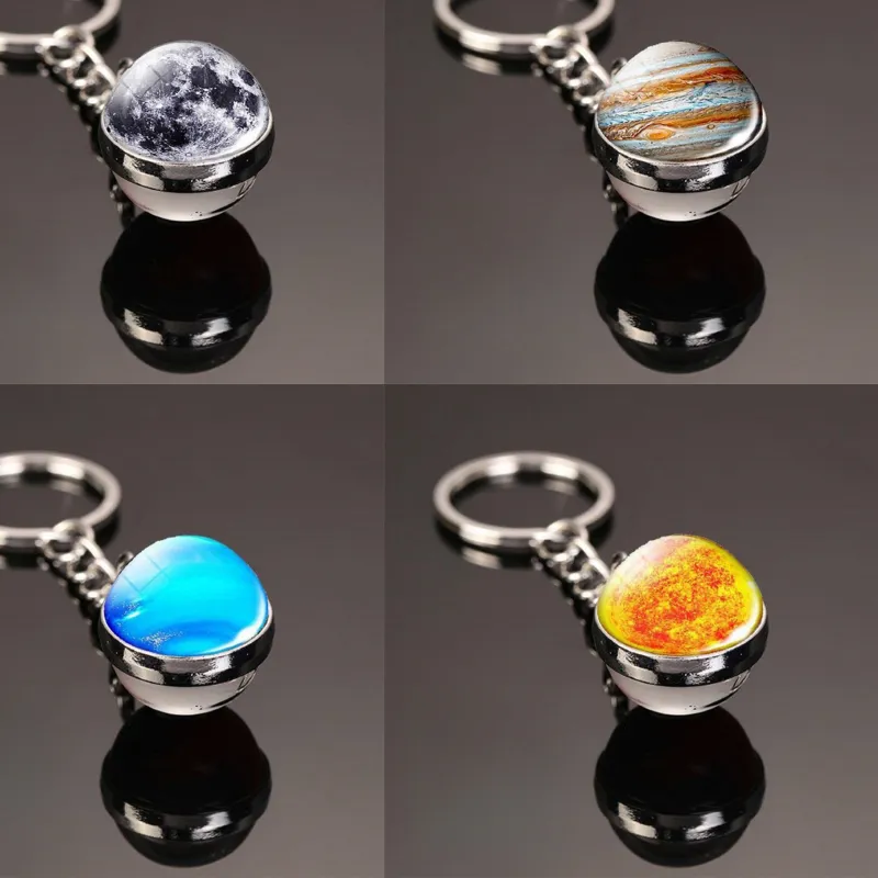 Authentic Noter Planet Keychain Men Women Metal Bag Pendant Keyring Galaxy Nebula Earth Mars Saturn Double Sided Glass Ball Keyholder