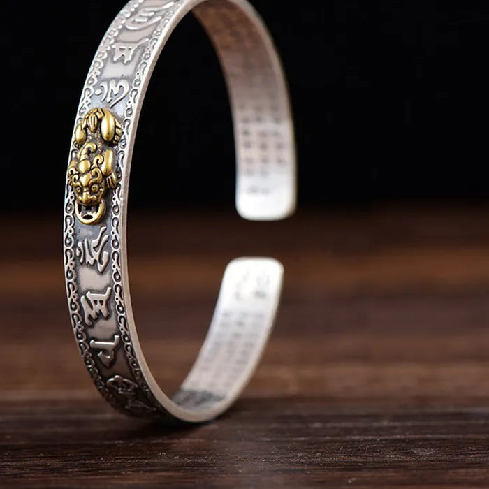 Authentic The Golden Guardian: Pixiu Wealth and Abundance Open Bangle