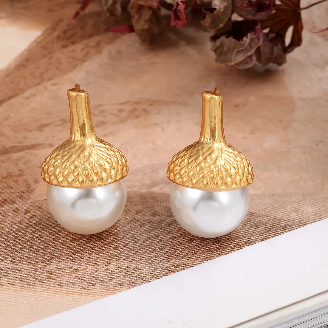 Authentic Vintage Acorn Pearl Stud Earrings (Women's) – French Gold Forest Pinecone Pendant Earrings –