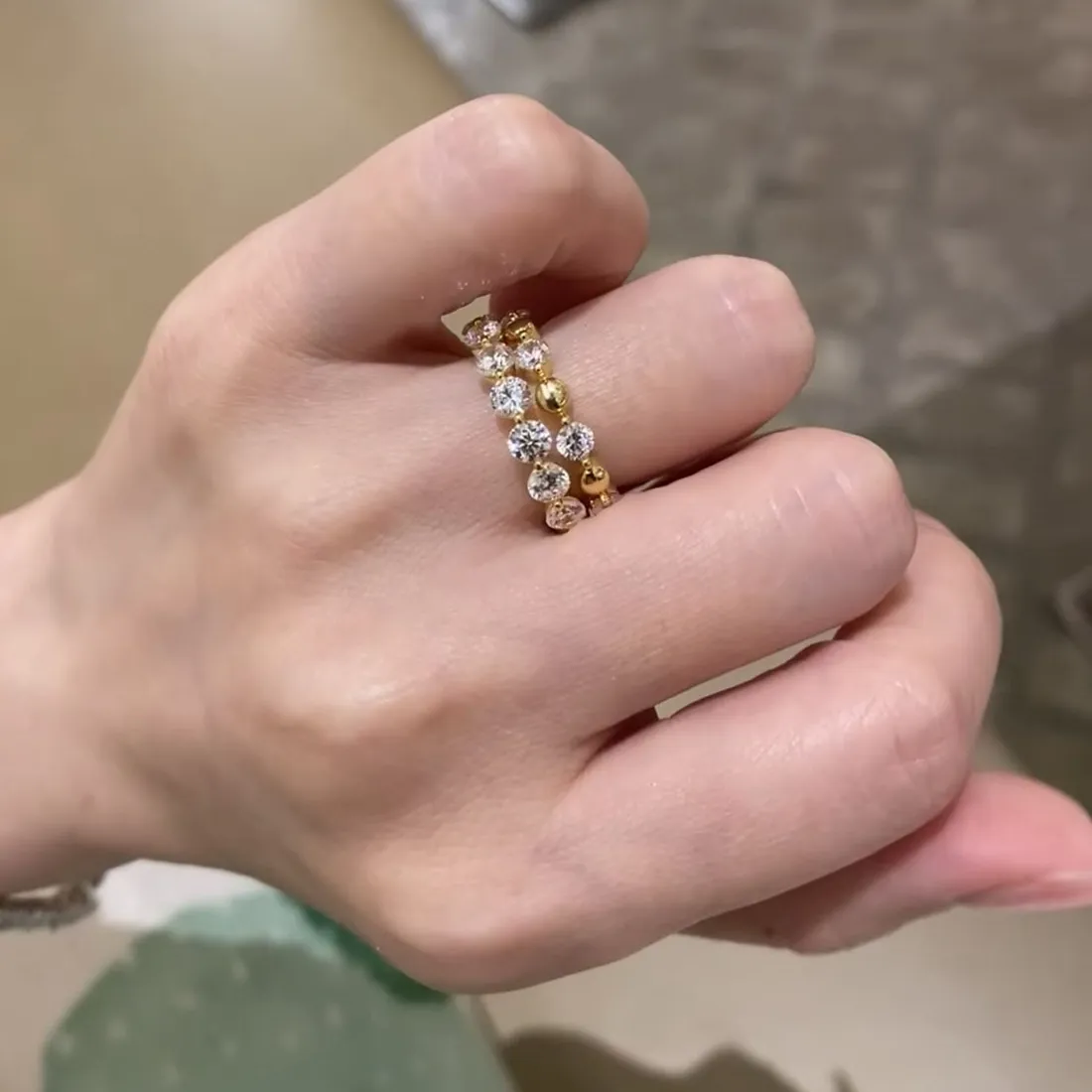Authentic New in Luxury Inlaid Round Diamond Ring Stacked Style and Simple rings for women charms Suitable for Daily Jewelry Gifts