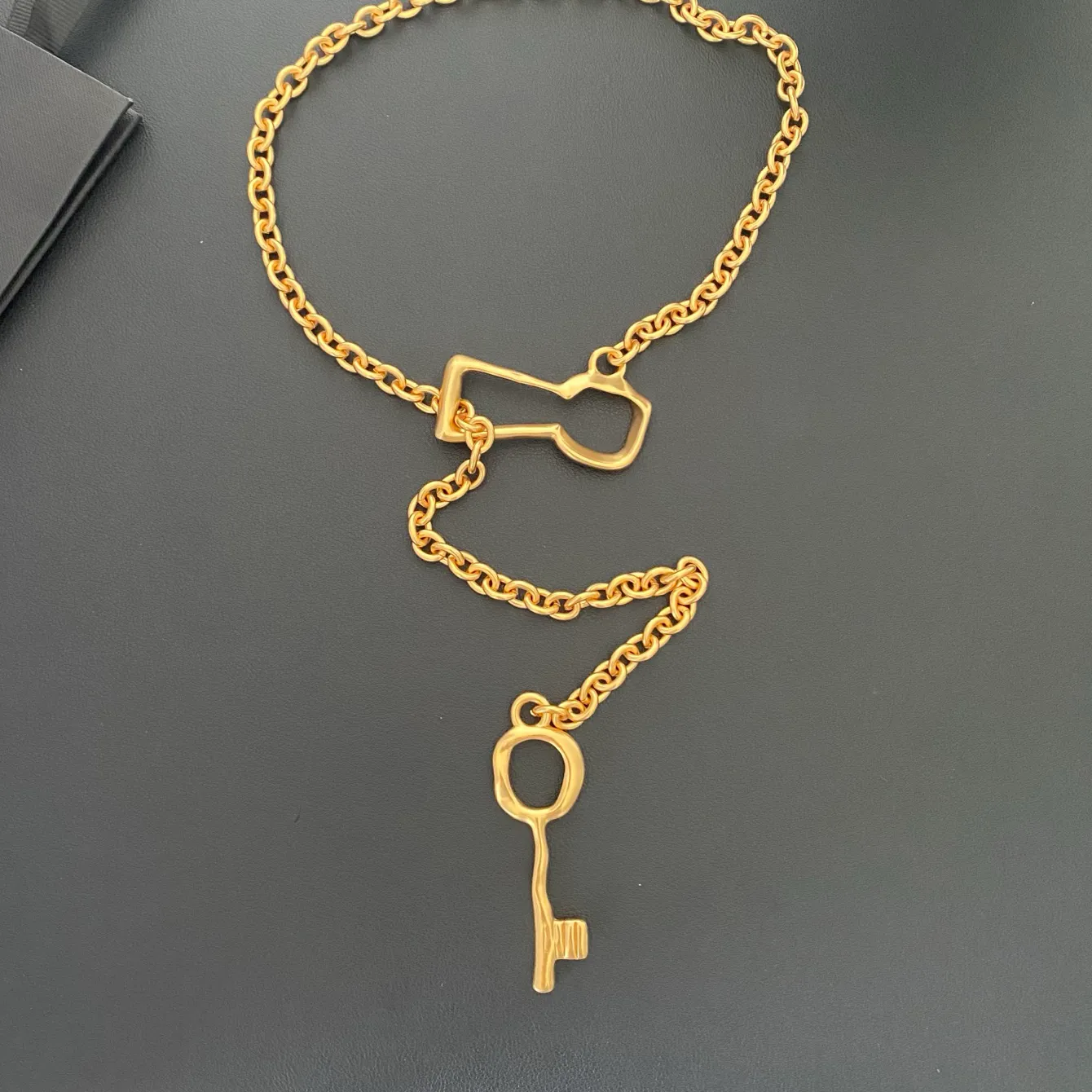 Authentic Europe Brass Gold Plated Sweater Chain Pendant Lock Buckle Long Necklace Woman  Jewelry Trend