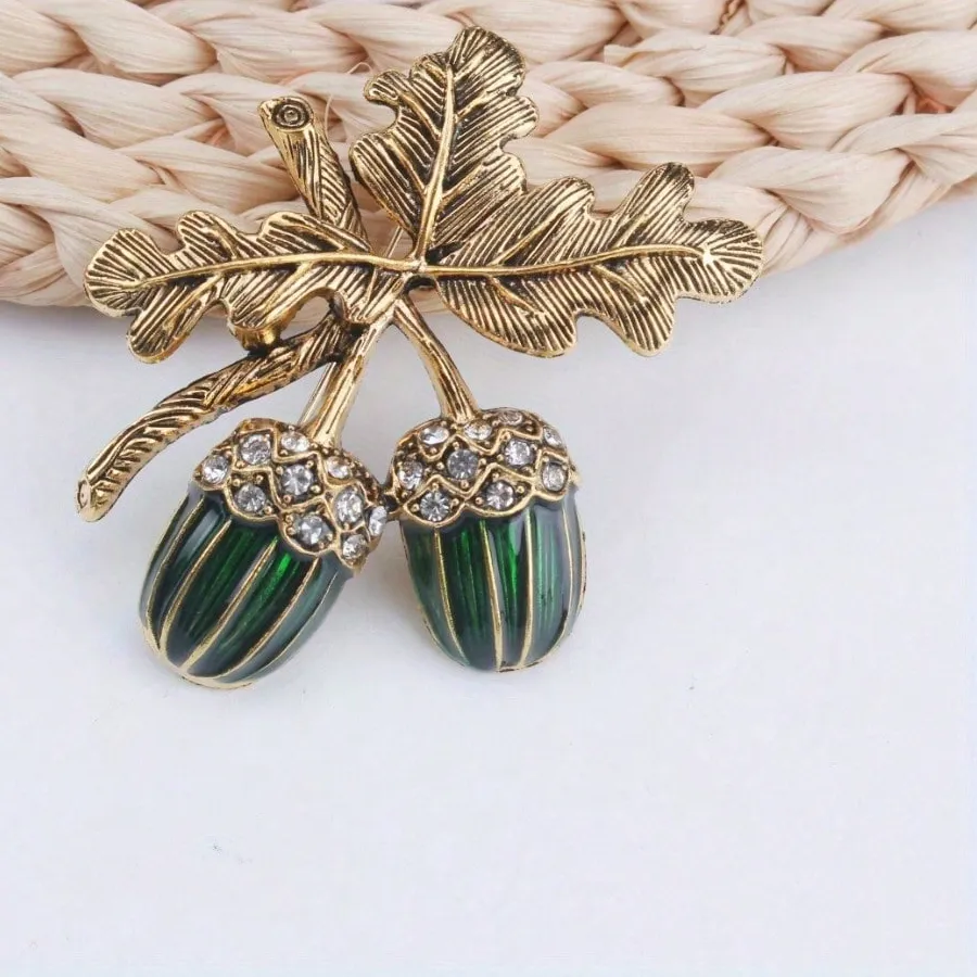 Authentic Vintage Gold-Tone Acorn Brooch - Green Enamel, Rhinestones, Textured Oak Leaves, Nature-Inspired, for Retro Jewelry, Ideal Gift