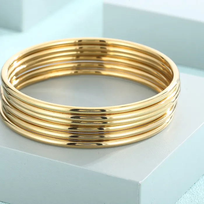 Authentic jewelry; temperament popular multi-layer stacking coil 18K gold-plated 3mm plain circle titanium bracelet for