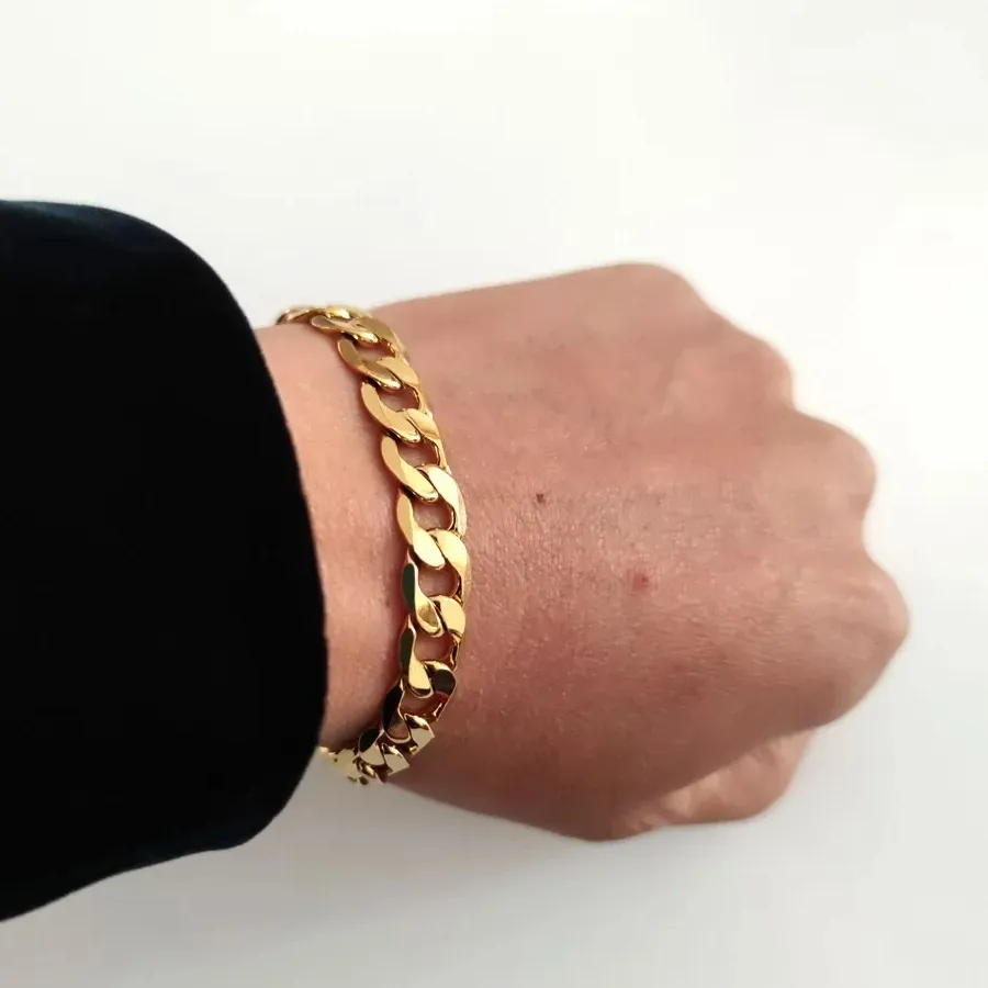 Authentic The Golden Figaro Sovereign Wrist Talisman