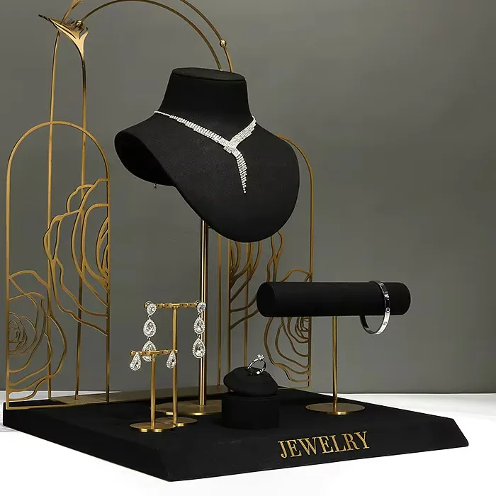 Authentic New jewelry display stand Jewelry props black metal window set necklace ring jewelry storage display rack