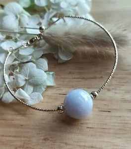 Authentic Type A 14.6mm Faint Lavender jade bead on 14k gold plated wire bracelet