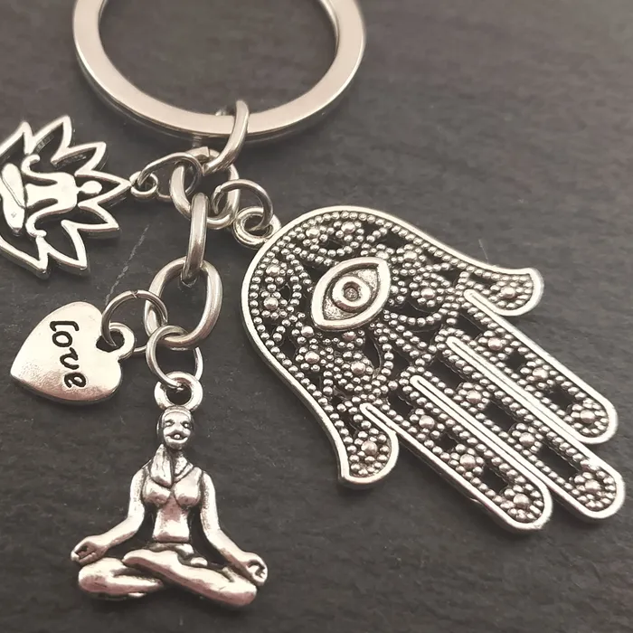Authentic 1pc I Love Yoga Charm Keychain Hamsa Jewelry Ohm Symbol Keyring Lotus Jewelry OM Handbag Jewelry DIY