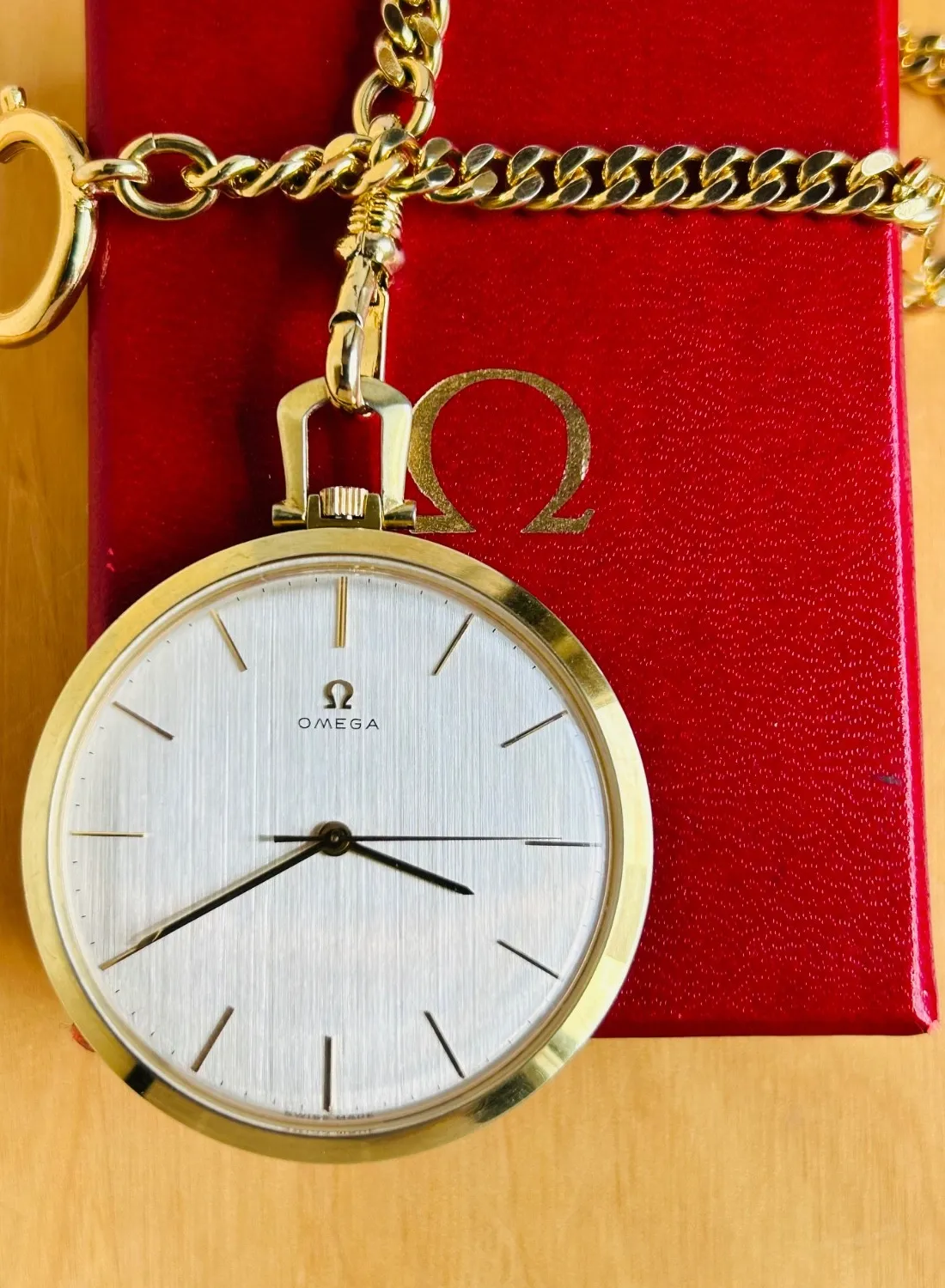 Authentic 2P856 Omega gold plated in 20 microns pocket watch, original box, chain,cal. 601
