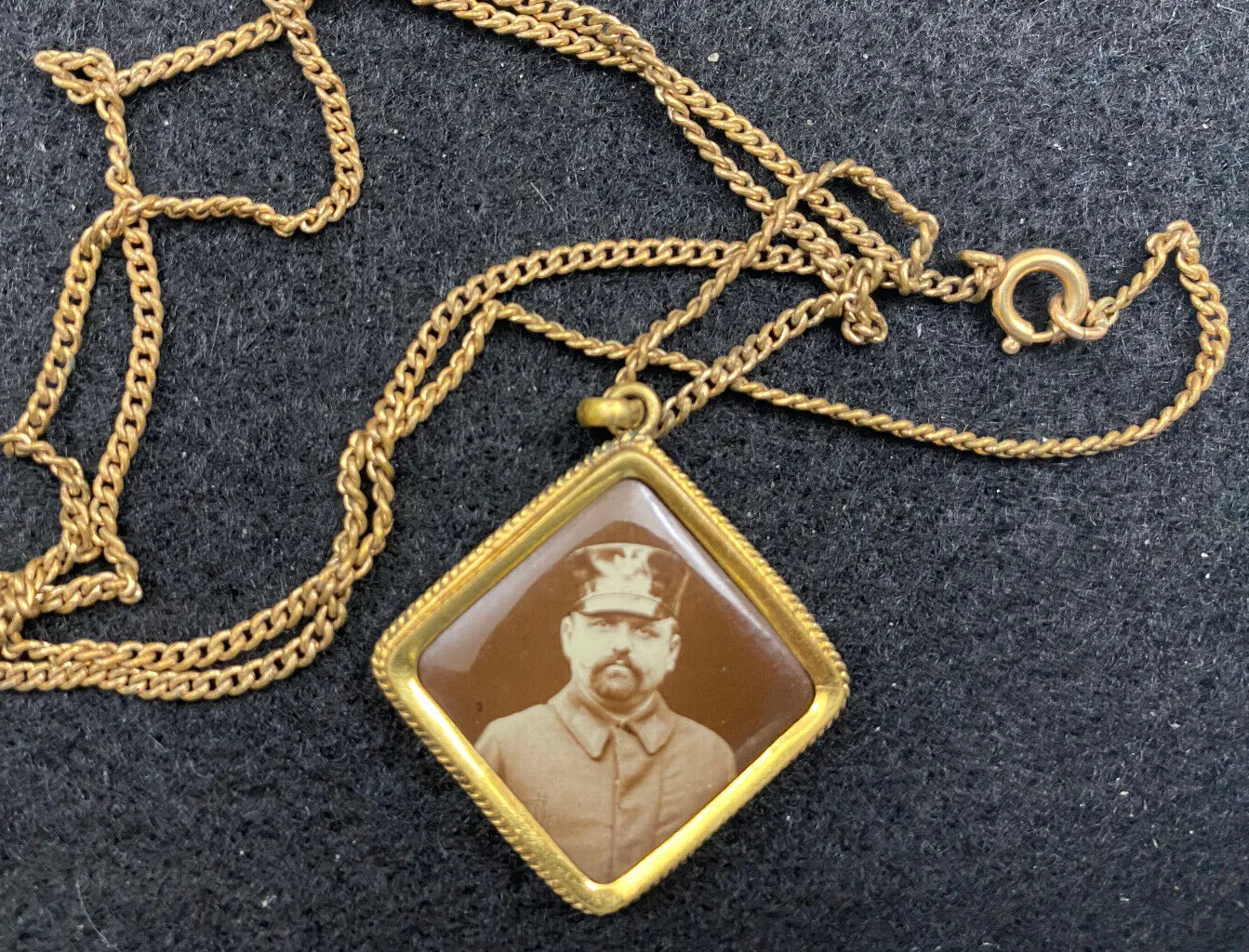 Authentic German Empire Patriotic Pendant With Soldier Photo Gold Plated Chain About 30 cm