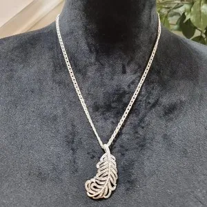 Authentic Womens Rose Gold Plated Micro Pave CZ Feather Chain Pendant Necklace