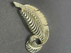 Authentic Feather and Rhinestone Vintage Curly Feather Gold Plated Brooch
