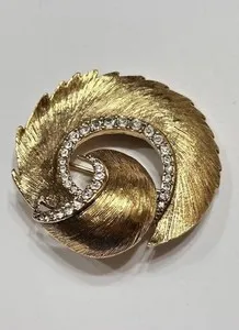 Authentic The Gilded Plume of Mid-Century Grace