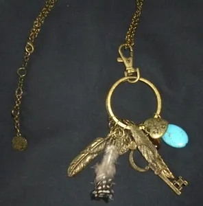 Authentic N.W.3 Hobbs Dream-catcher Charm Necklace gold plated feather key hearts vgc