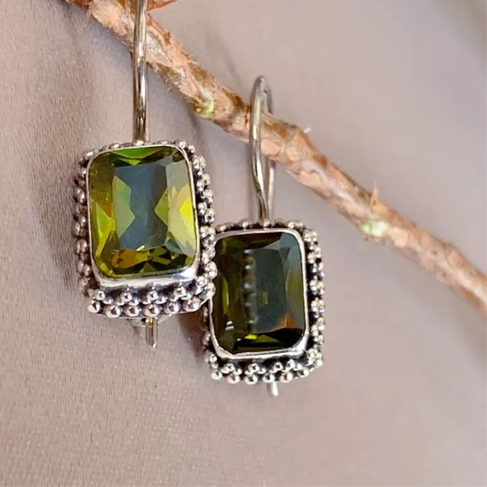 Authentic Vintage Inlaid Olive Green CZ Dangle Women's Earrings Trendy Silver Color Geometry Daily Wear Party Jewelry Anniversary
