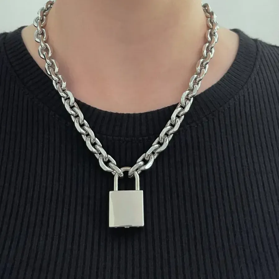 Authentic Guardian of the Heart: A Protective Padlock of Unyielding Love