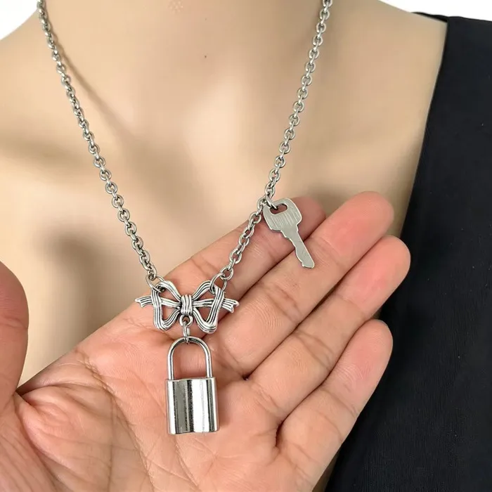 Authentic Chain Retro Niche Ins Style Butterfly Bow Padlock Necklace Women's Jewelry Key Necklaces Versatile