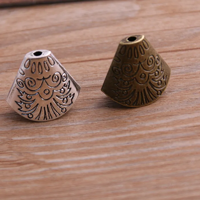 Authentic 16pcs 10*18*20mm Two Color Receptacle Hollow Horn DIY Spaced Jewelry Accessories Charms For Jewelry Making