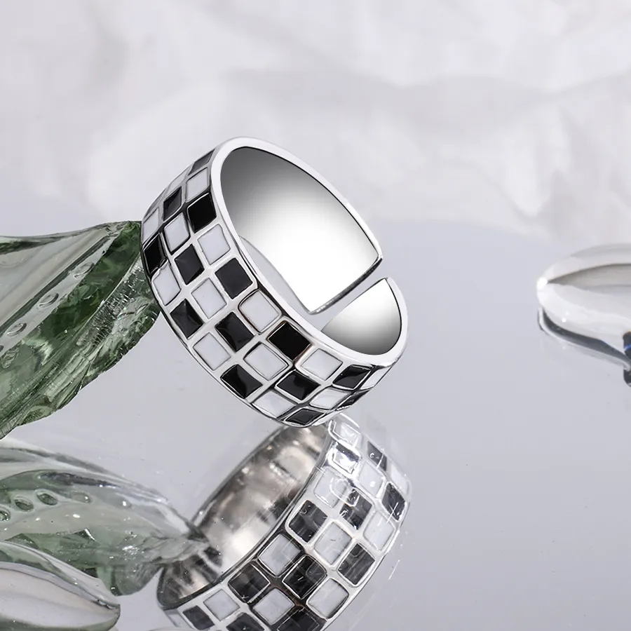 Authentic Buyee 925 Sterling Silver Sweet Ring Finger Light White Black Enamel Open Ring for Women Temperament Fine Jewelry Circle