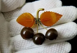 Authentic Vintage Baltic Amber Grapes Brooch USSR Gold Plated Pin