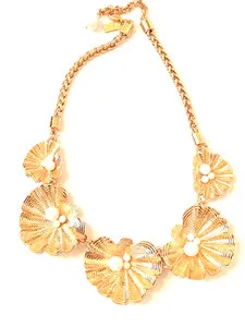 Authentic Kate Spade Monterey Bay Short Shells and Pearls Necklace Gold Plated EUC