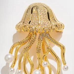 Authentic Luxury 18K Gold-plated Jellyfish Natural Pearl Brooch Pin Zircon Crystal Jewelry