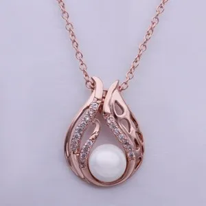 Authentic Legend of Zelda Spirit Medallion in 18ct Rose Gold Plated with Pearl