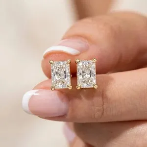 Authentic Solitary Radiance: 14k Gold Plated Diamond Solitaire Earring
