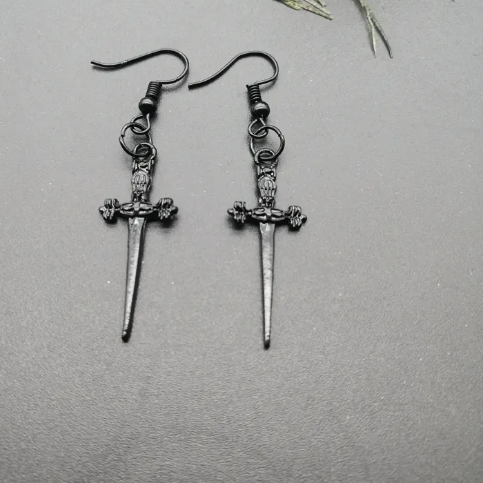 Authentic Golden Colour Dagger Earrings Sword Jewelry Stunning Gothic Women Pendant Classical Darkness Simple