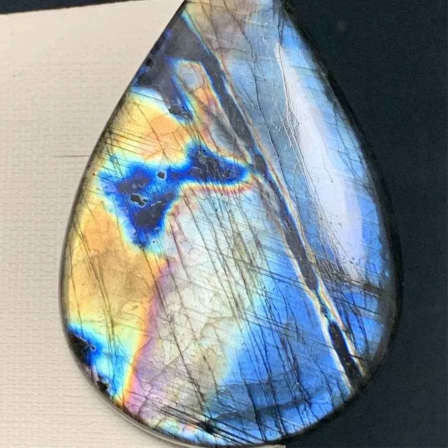 Authentic Stunning Colorful Natural Rainbow Labradorite Pendants Women Fabulous Orange Yellow Blue Purple Light Labradorite Beads Charming