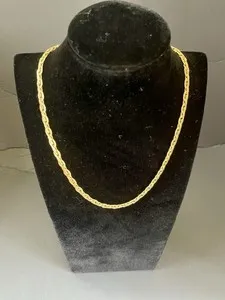 Authentic The Golden Sovereign: 17-Inch Estate Prince of Wales Rope Chain