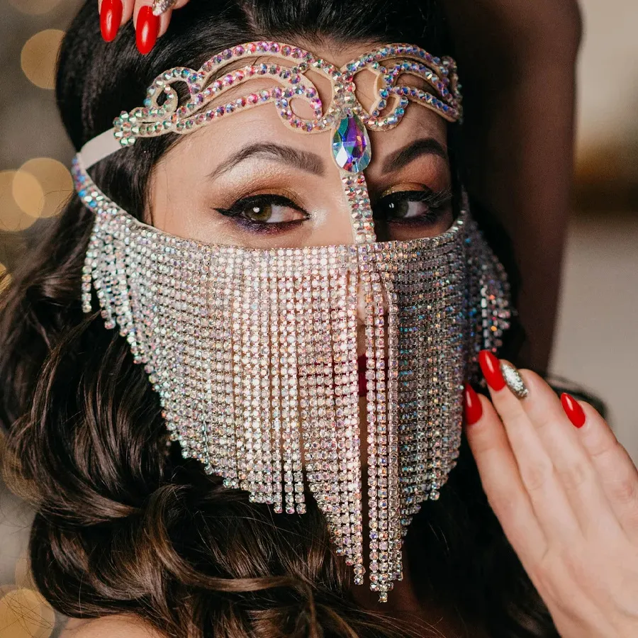 Authentic Exotic Boho Tassel Face Chain Veil Belly Dance Cosplay Decoration Elegant Water Drop Crystal Masquerade Mask Face Jewelry